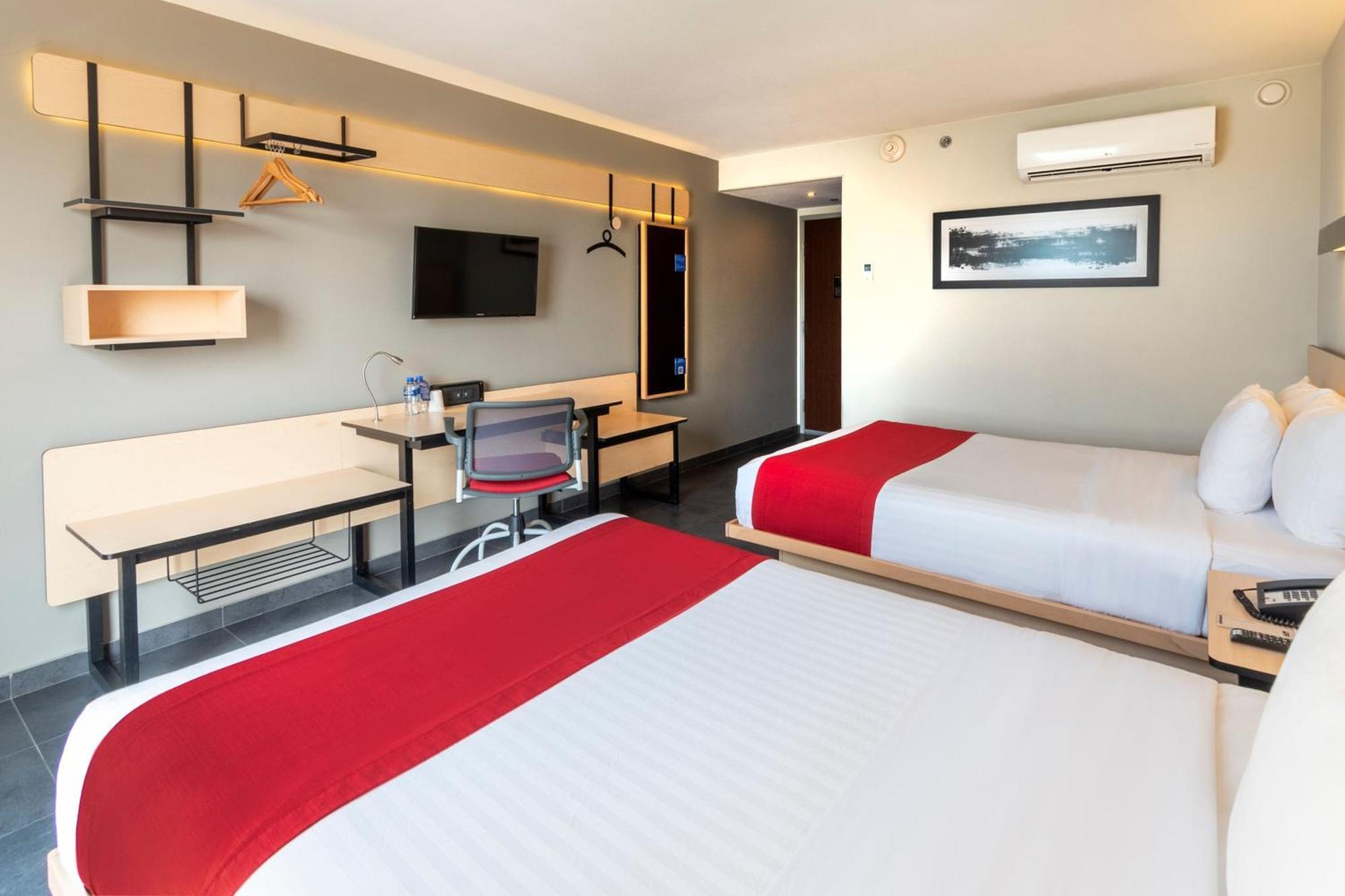 City Express Plus By Marriott Ciudad De Mexico Patio Universidad Exterior foto