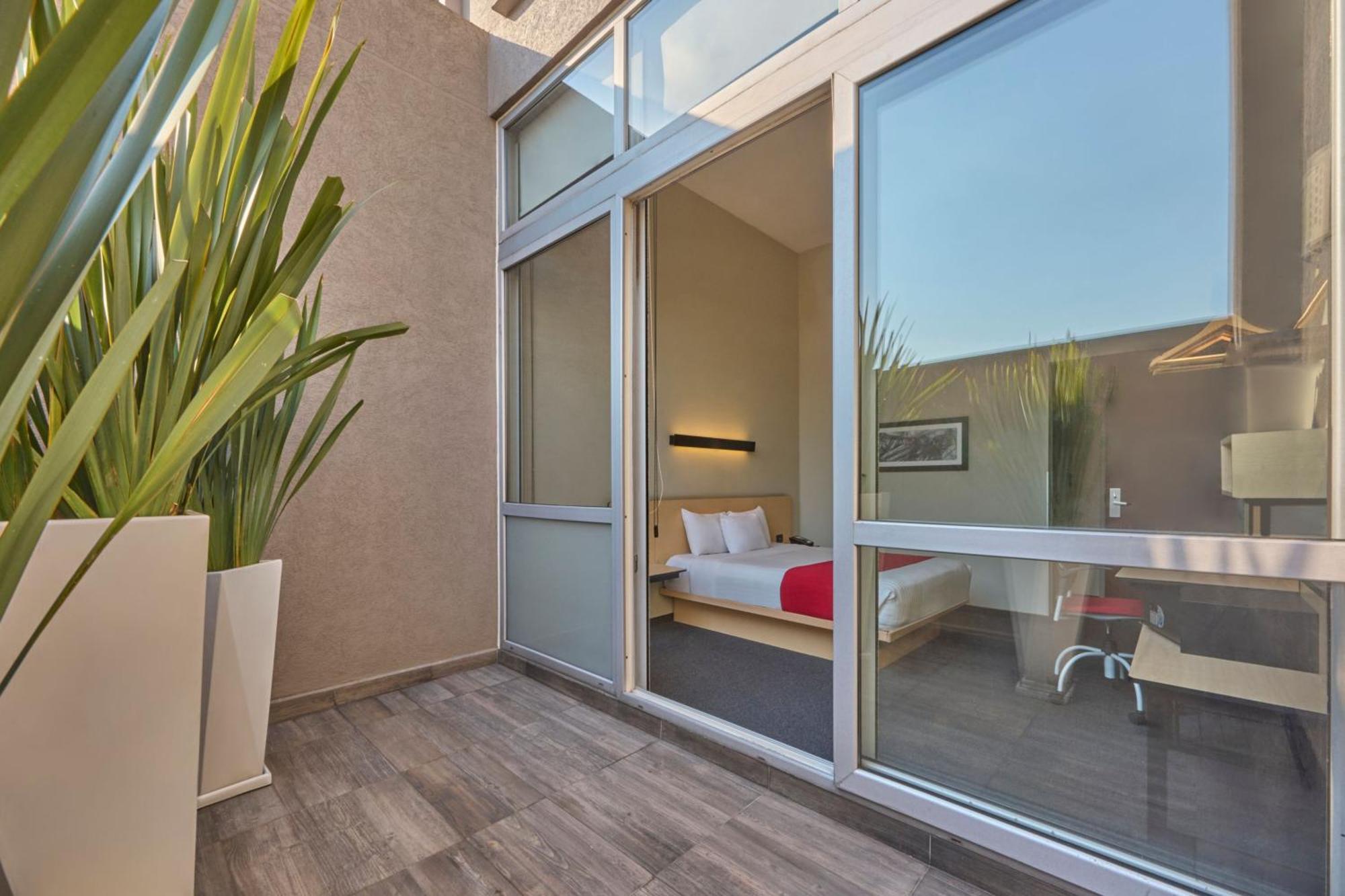 City Express Plus By Marriott Ciudad De Mexico Patio Universidad Exterior foto