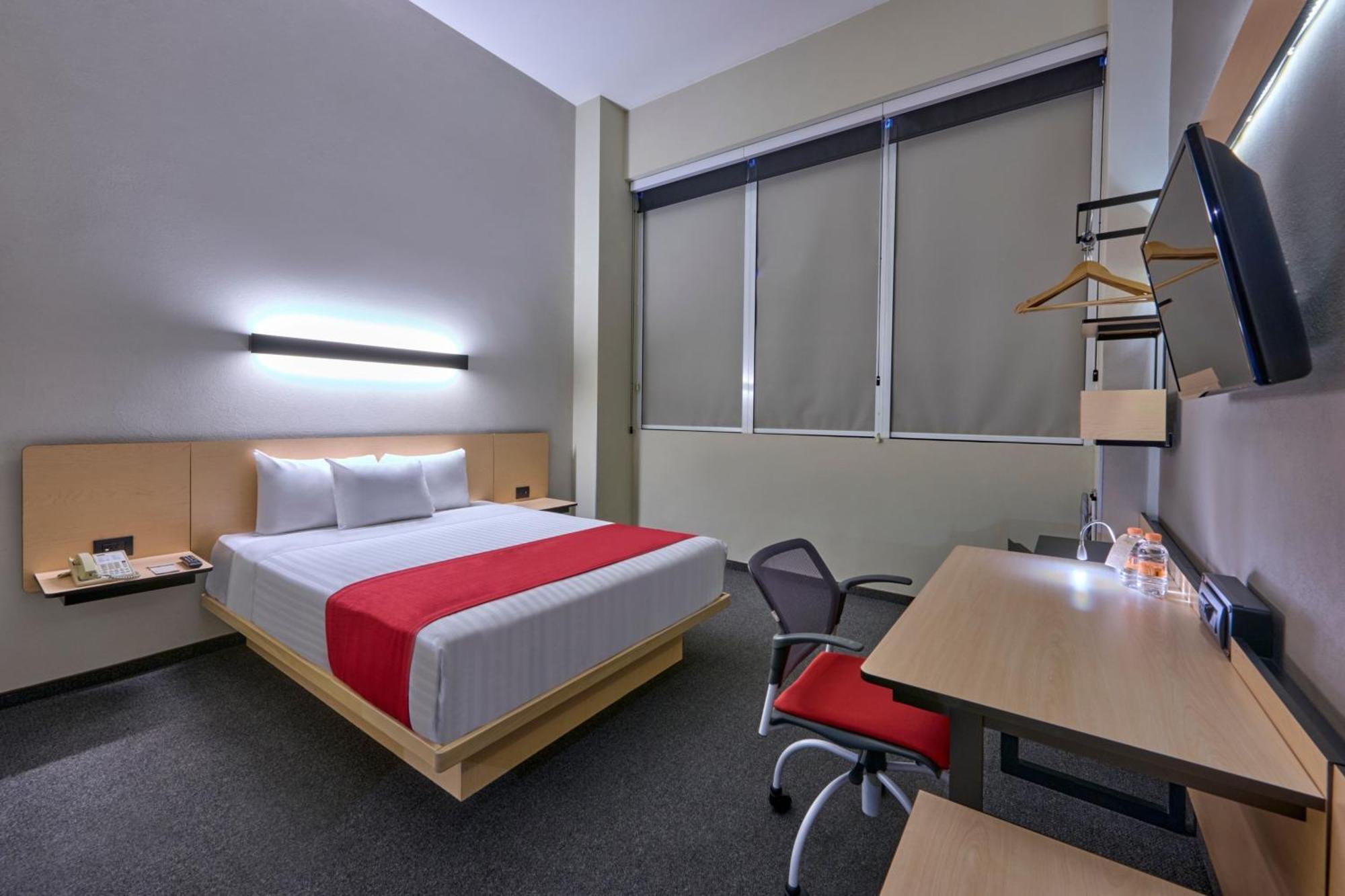 City Express Plus By Marriott Ciudad De Mexico Patio Universidad Exterior foto