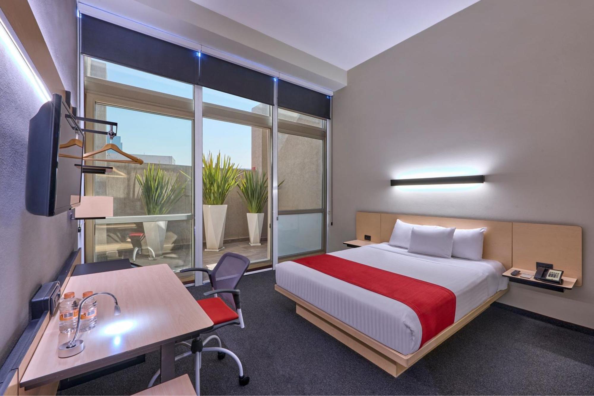 City Express Plus By Marriott Ciudad De Mexico Patio Universidad Exterior foto